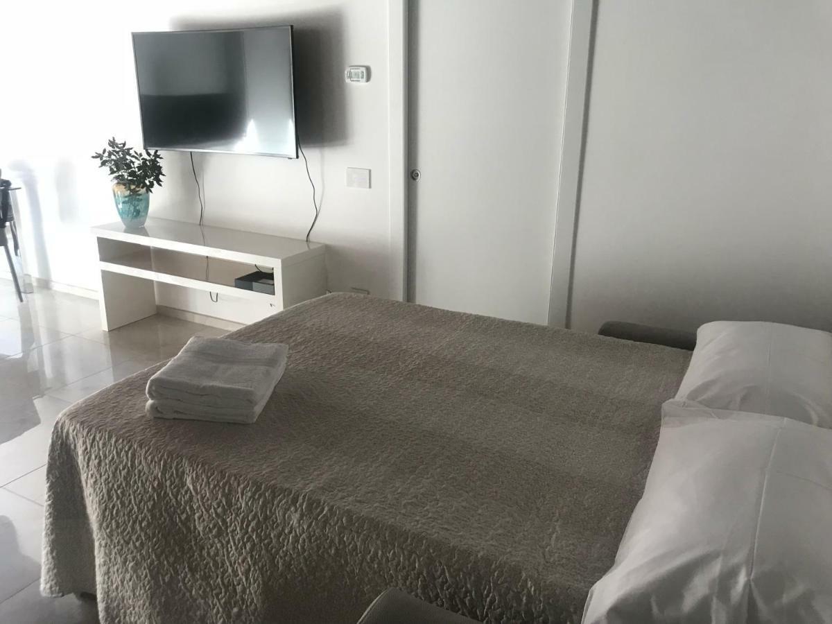 费拉拉Moderno Affaccio Su Via Mazzini公寓 外观 照片